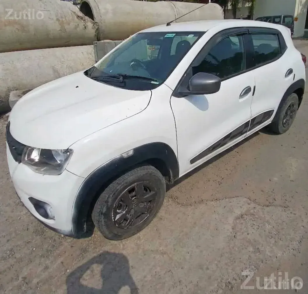 Used Renault Kwid White Hatchback - કાર - અમદાવાદ શહેર - Image 4
