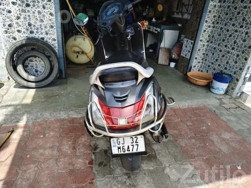 Honda Activa 5G 2019 Scooter - Bikes - Veraval - Image 3